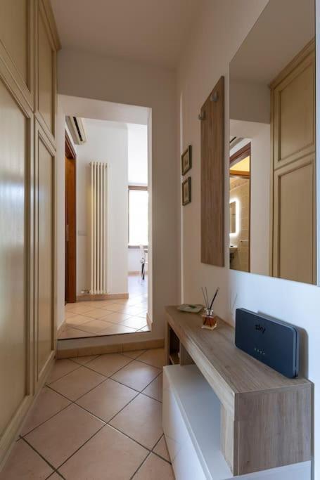 Residenza Sirtori Free Parking Apartment Verona Ngoại thất bức ảnh